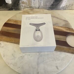 Intense Pulsed Light Wrinkle Reducing Instrument